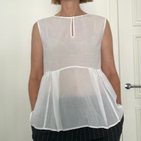 Band Of Outsiders Tops - Collectable Band of outsiders Flowy blouse